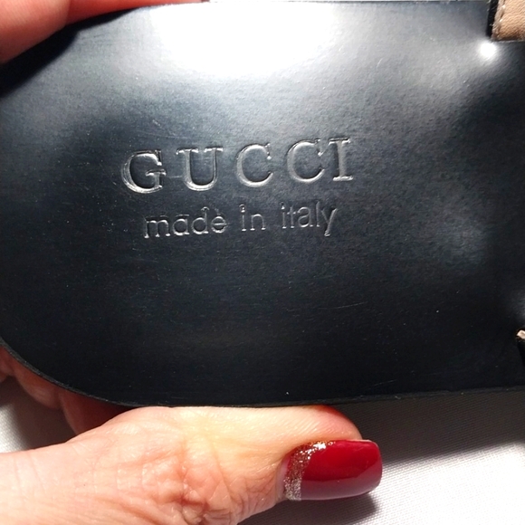 GUCCI Women's thong sandal with Gold Double G Black leather sz 41 11M - Picture 4 of 7